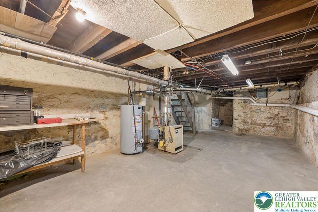 37 South 12th Street, Easton, PA 18042