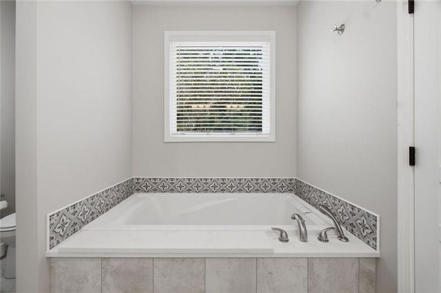 186 Fern Park Drive, Dawsonville, GA 30534