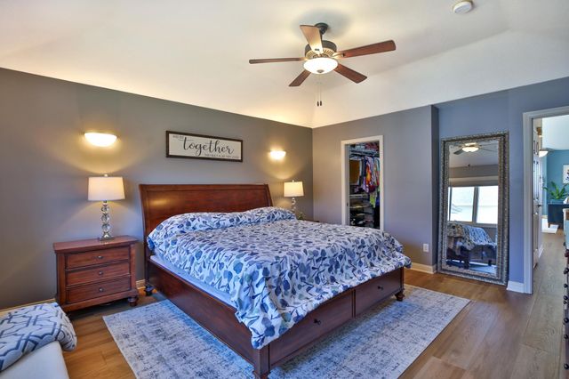 1309 Lone Pine Drive SW, Rochester, MN 55902