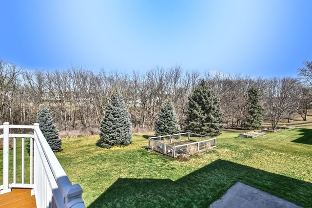 1309 Lone Pine Drive SW, Rochester, MN 55902