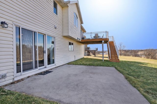 1309 Lone Pine Drive SW, Rochester, MN 55902