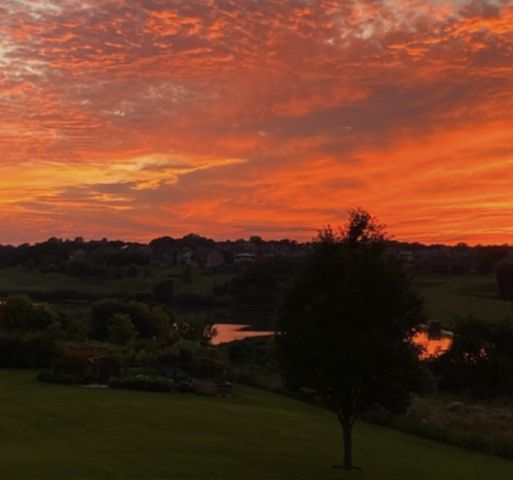 1309 Lone Pine Drive SW, Rochester, MN 55902