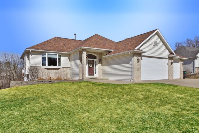 1309 Lone Pine Drive SW, Rochester, MN 55902