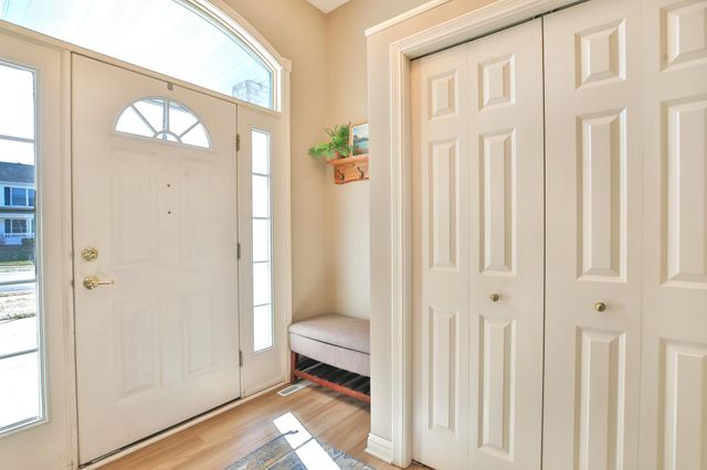 1309 Lone Pine Drive SW, Rochester, MN 55902