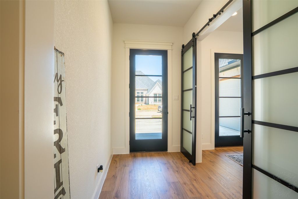 944 Claystone Ridge Drive, Fort Worth, TX 76028 — photo 5