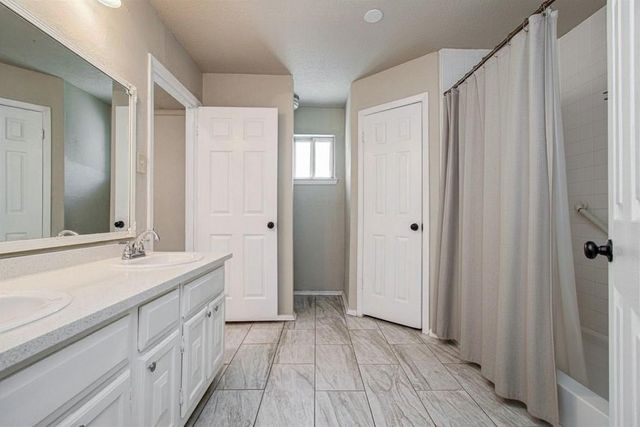 14854 Shottery Drive, Houston, TX 77015