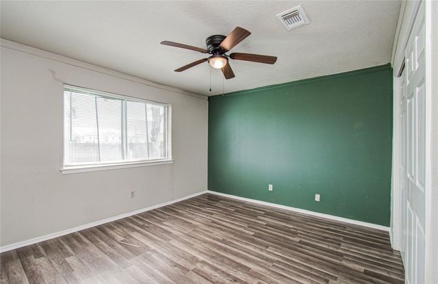 14854 Shottery Drive, Houston, TX 77015