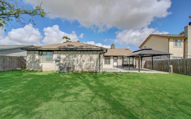 14854 Shottery Drive, Houston, TX 77015