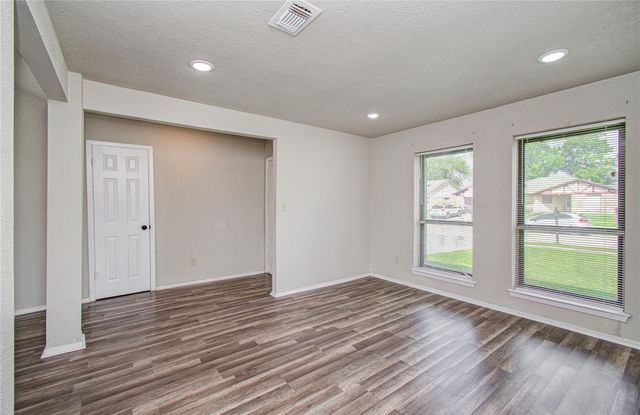 14854 Shottery Drive, Houston, TX 77015