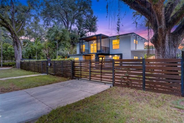 701 NE 164th Street, Miami, FL 33162