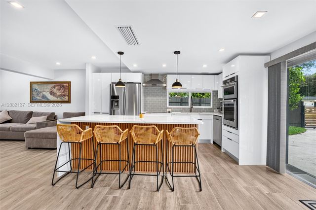 701 NE 164th Street, Miami, FL 33162