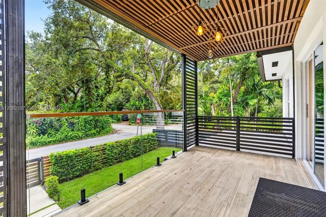 701 NE 164th Street, Miami, FL 33162