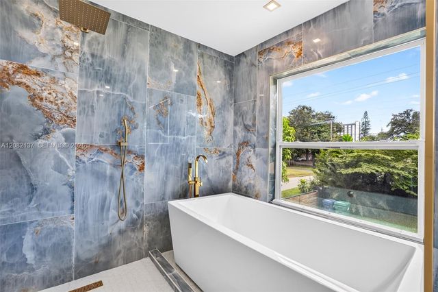 701 NE 164th Street, Miami, FL 33162