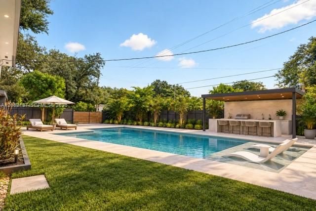 701 NE 164th Street, Miami, FL 33162