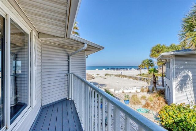 1336 BENJAMIN FRANKLIN DRIVE F2, Sarasota, FL 34236