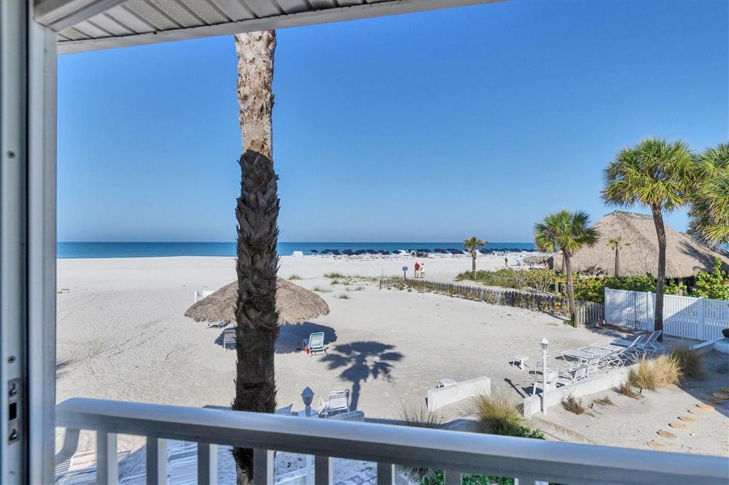 1336 BENJAMIN FRANKLIN DRIVE F2, Sarasota, FL 34236