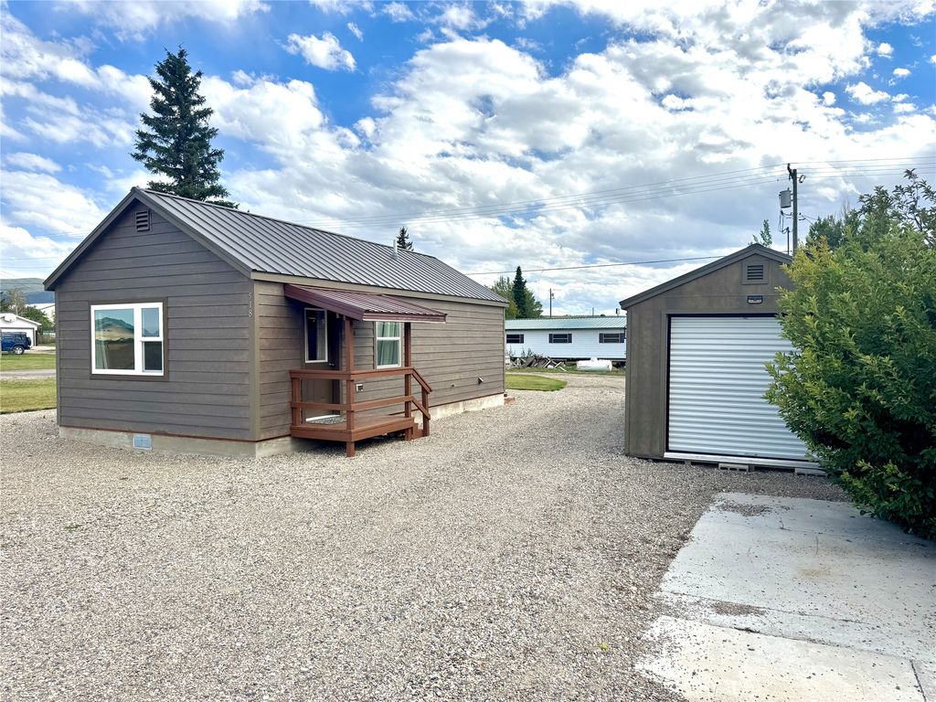 518 E Larime Street, White Sulphur Springs, MT 59645 photo 2
