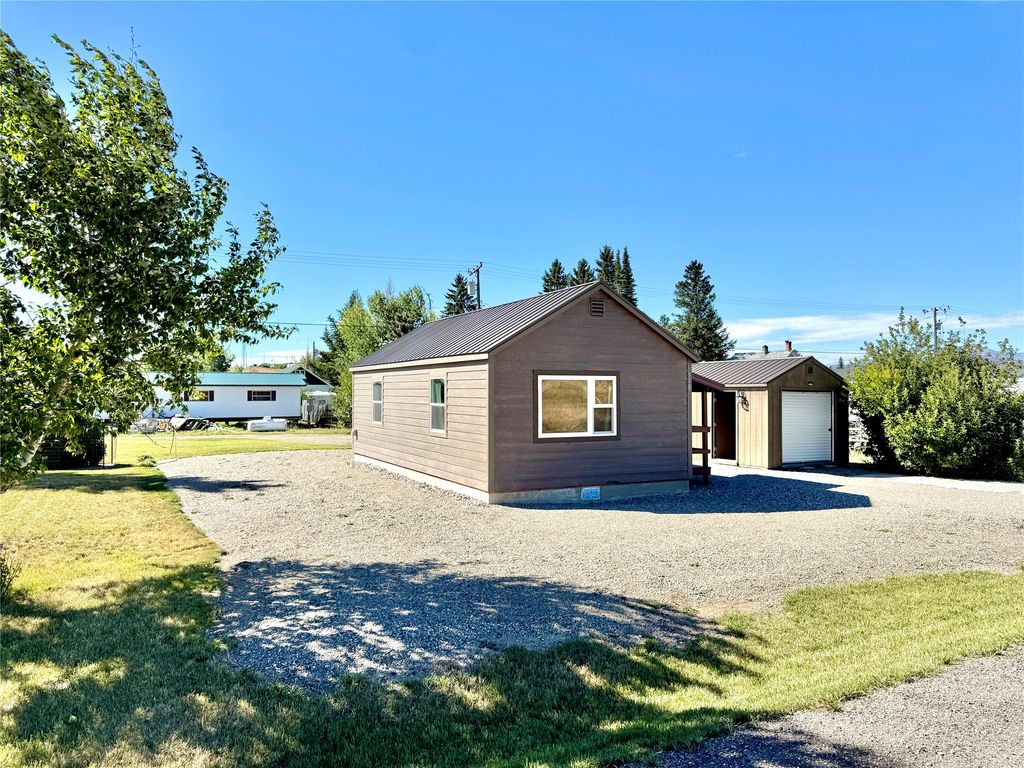518 E Larime Street, White Sulphur Springs, MT 59645 photo 3