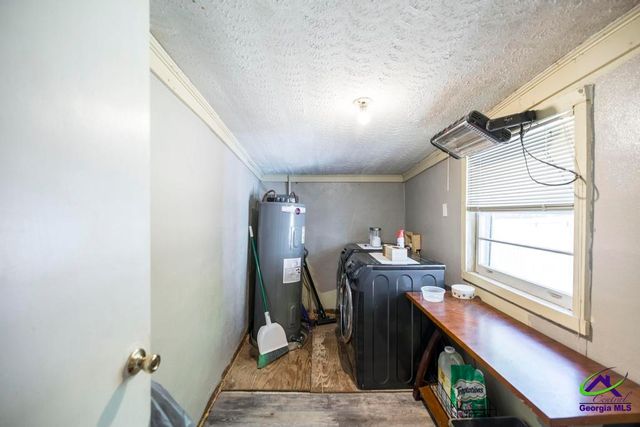 8494 Lower Thomaston Road, Lizella, GA 31052