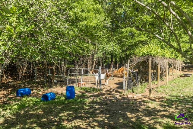 8494 Lower Thomaston Road, Lizella, GA 31052
