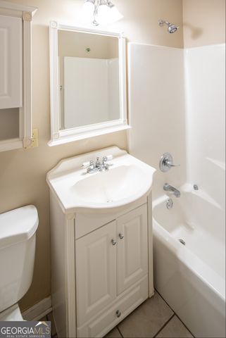 187 Lakeshore Circle NE, Milledgeville, GA 31061