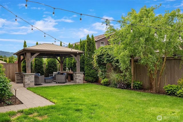 324 Zemp Way NE, North Bend, WA 98045