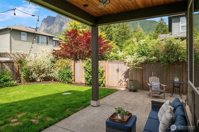 324 Zemp Way NE, North Bend, WA 98045