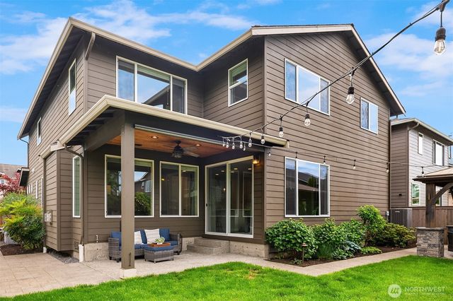 324 Zemp Way NE, North Bend, WA 98045