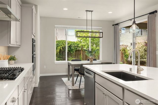 324 Zemp Way NE, North Bend, WA 98045