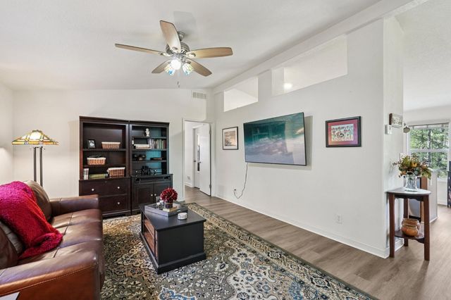 626 Sinclair Ct, Applegate, CA 95703