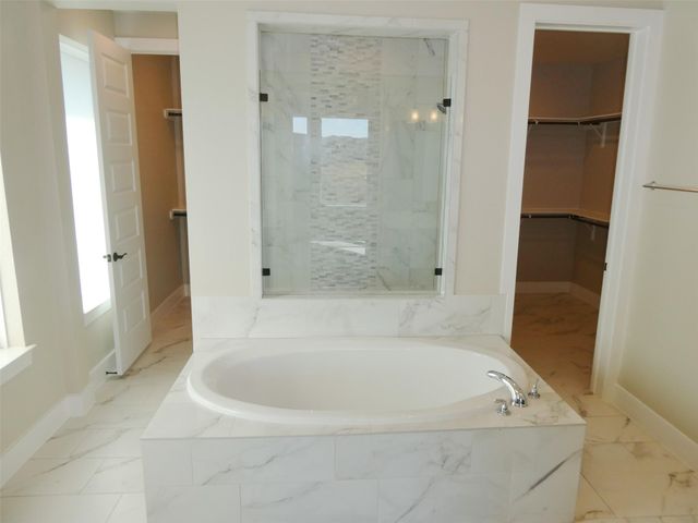 8621 THOMPSON TEAL TRL, Austin, TX 78744