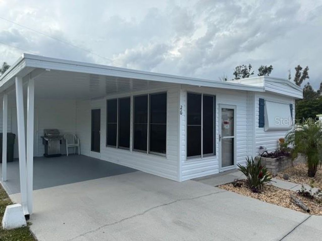 26 SIESTA CIRCLE W, Osprey, FL 34229