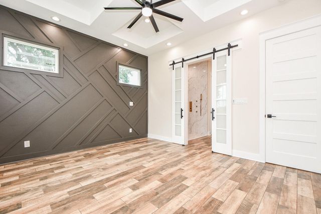 595 Buckskin Drive, Palacios, TX 77465