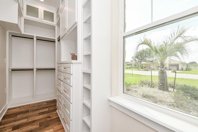 595 Buckskin Drive, Palacios, TX 77465