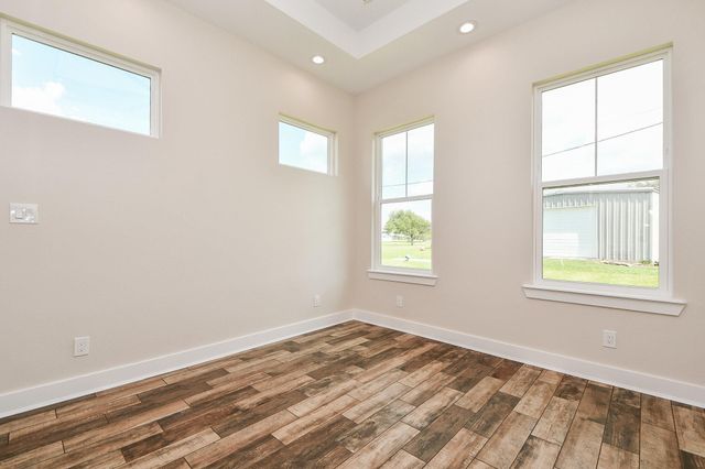 595 Buckskin Drive, Palacios, TX 77465