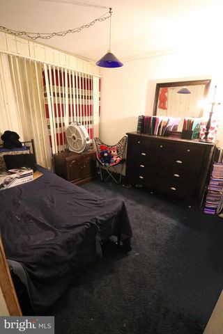 37 PINEWOOD LN, Sicklerville, NJ 08081