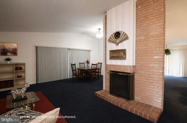 37 PINEWOOD LN, Sicklerville, NJ 08081