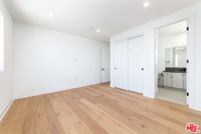 11770 N Hillsborough Lane, Porter Ranch (los Angeles), CA 91326