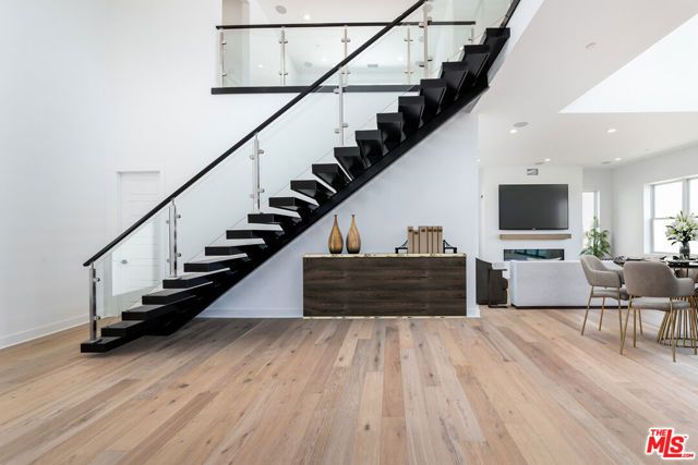 11770 N Hillsborough Lane, Porter Ranch (los Angeles), CA 91326