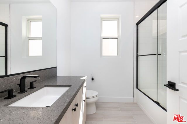 11770 N Hillsborough Lane, Porter Ranch (los Angeles), CA 91326