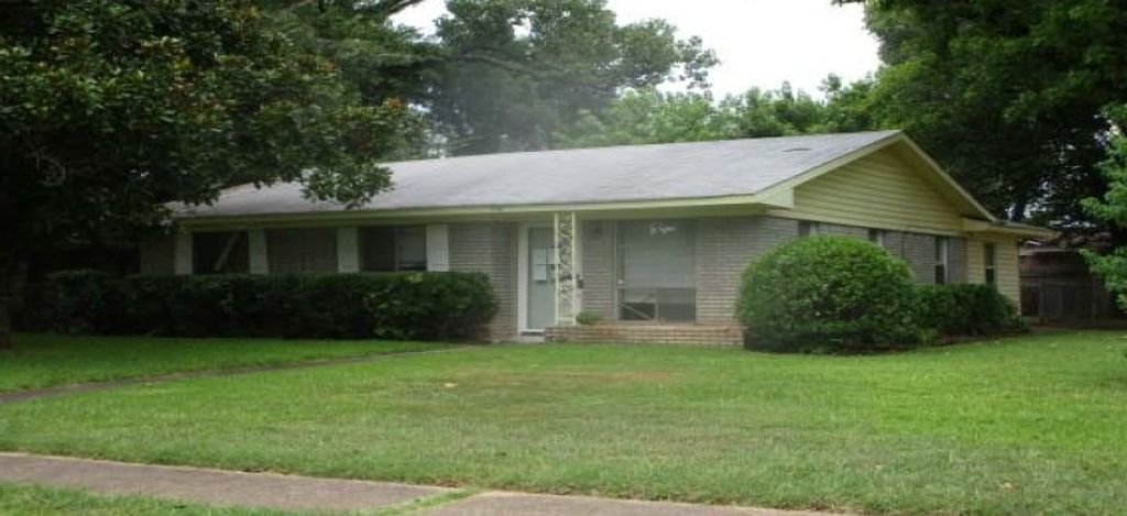 318 Brookbriar Drive, Shreveport, LA 71107