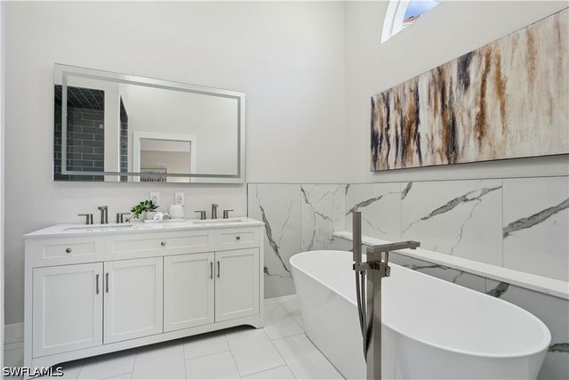 12408 Kelly Sands WAY, Fort Myers, FL 33908