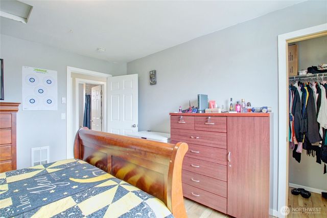 1812 N 30th Street, Mount Vernon, WA 98273