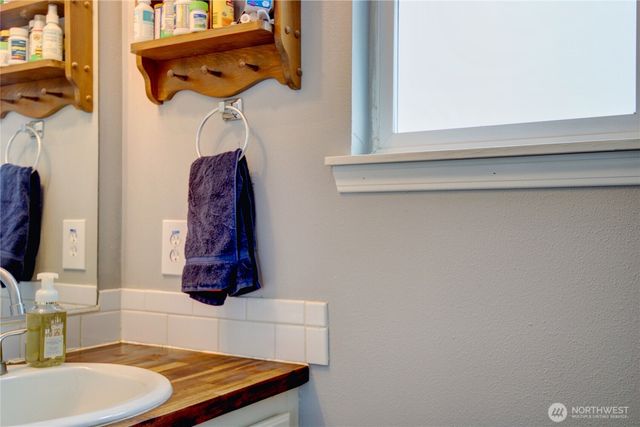 1812 N 30th Street, Mount Vernon, WA 98273