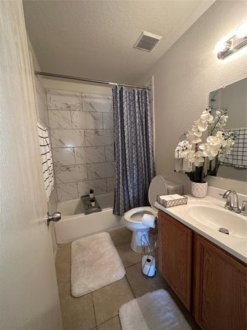 3434 Dartmouth Field Lane, Fresno, TX 77545