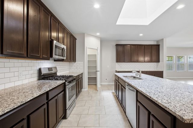 6915 Arcadia Meadow Court, Richmond, TX 77407