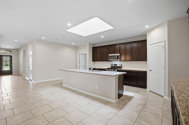 6915 Arcadia Meadow Court, Richmond, TX 77407
