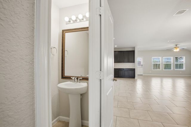6915 Arcadia Meadow Court, Richmond, TX 77407