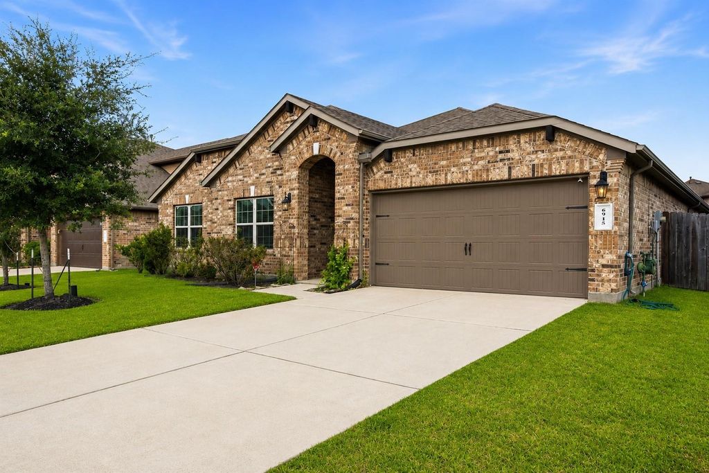 6915 Arcadia Meadow Court, Richmond, TX 77407