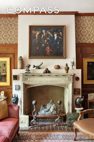 323 W 80th Street, New York City, NY 10024